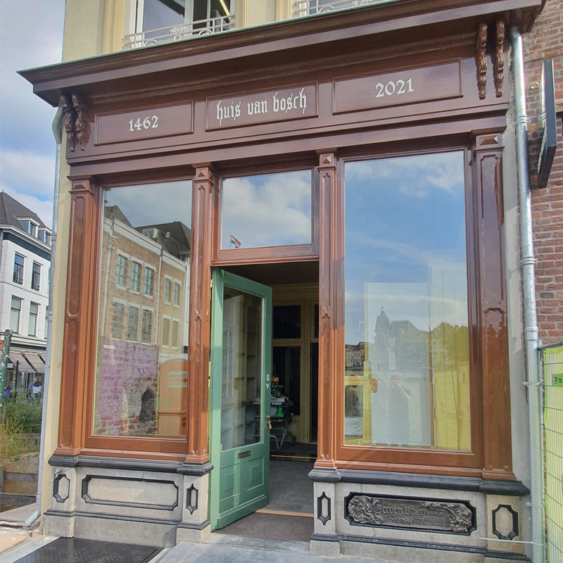 HvB 8